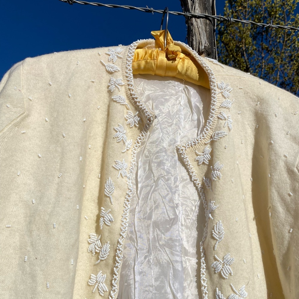Vintage 50s Beaded Cardigan - Picture 3 of 10